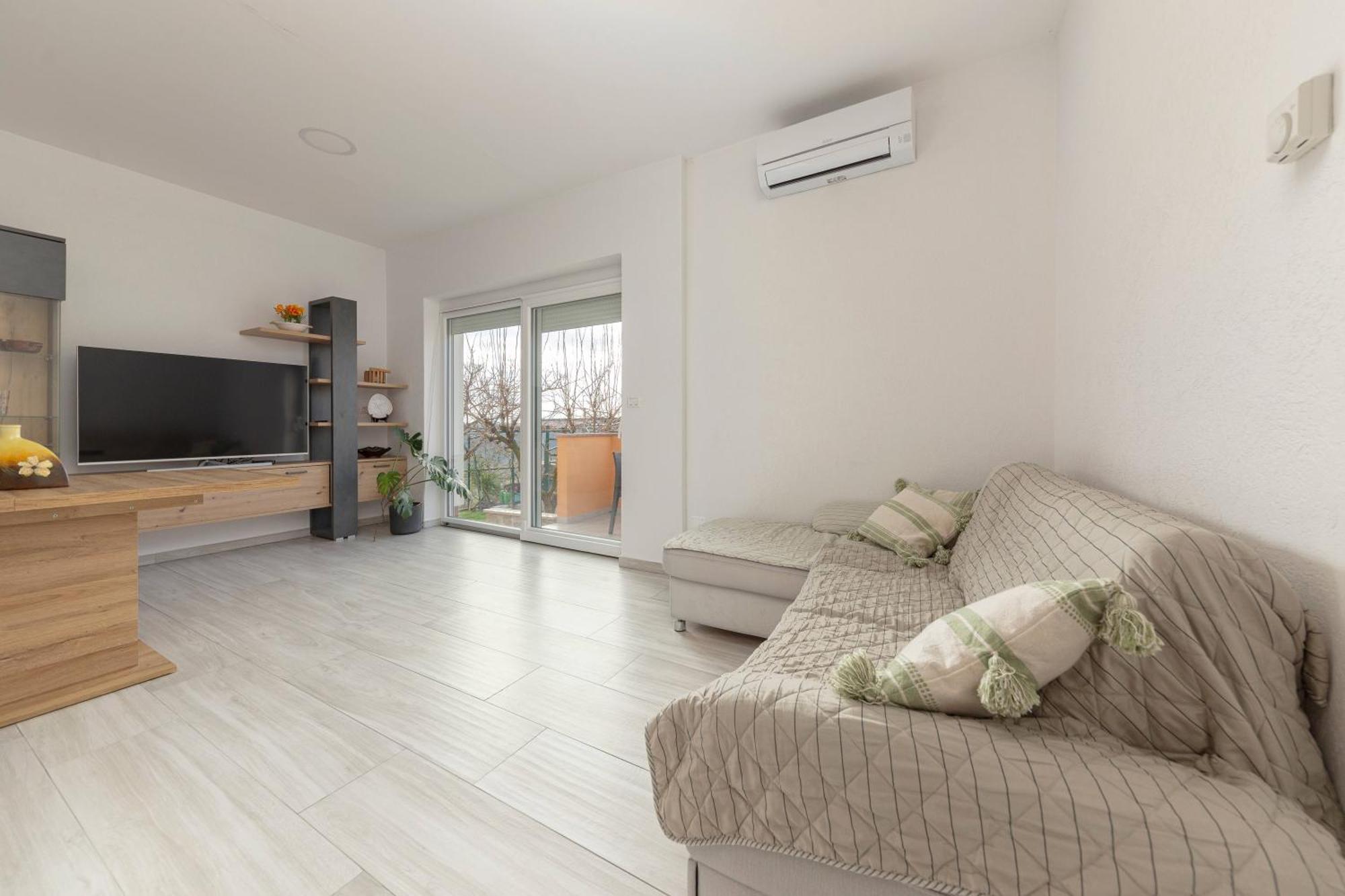 Апартаменты Apartma Zan Smarje  Экстерьер фото