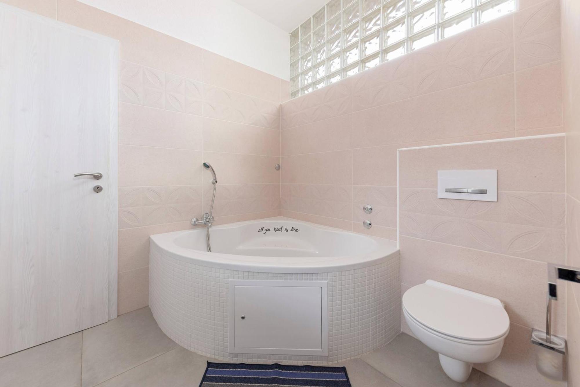 Апартаменты Apartma Zan Smarje  Экстерьер фото