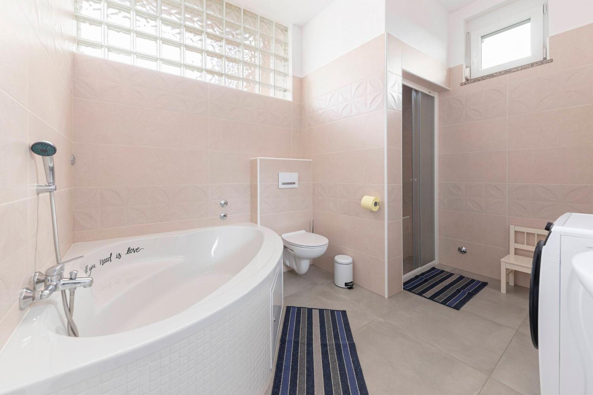 Апартаменты Apartma Zan Smarje  Экстерьер фото